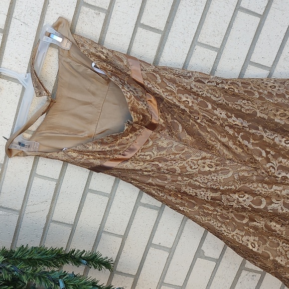 For a special occasion 👗 - Picture 7 of 9